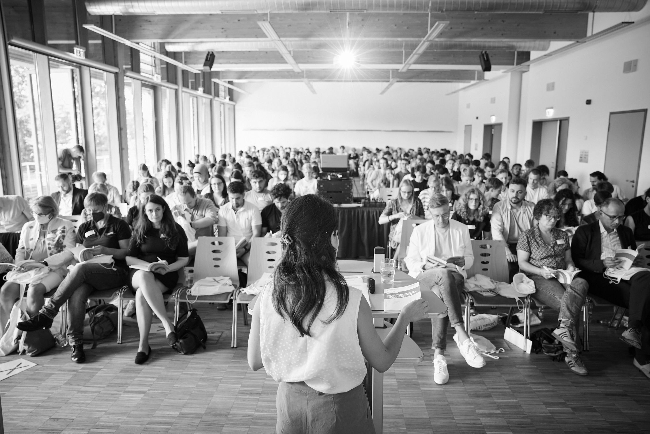 Dr. A. Sofia Markou und Ralf Richter eröffnen die Sommerakademie 2022 in Heidelberg.